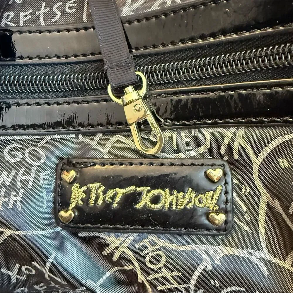 Betsey Johnson Large Quilted Heart Black Laptop Backpack Crossbody Floral Lining